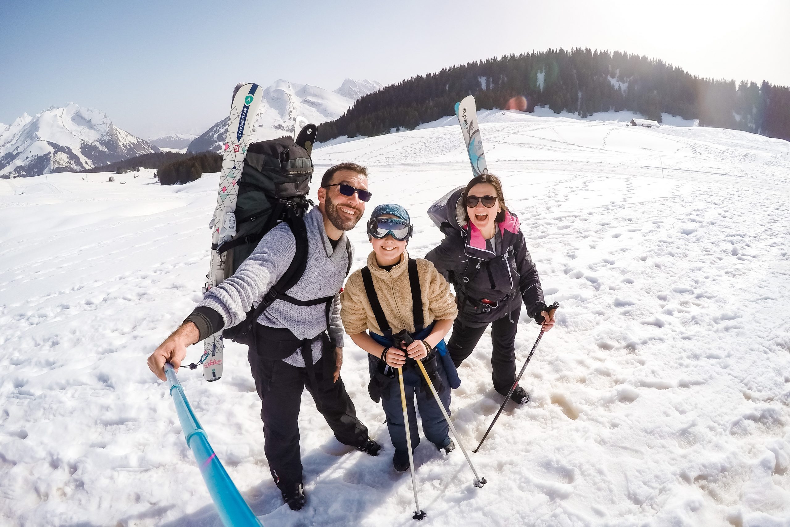 ski-covid-clusaz-vanlife